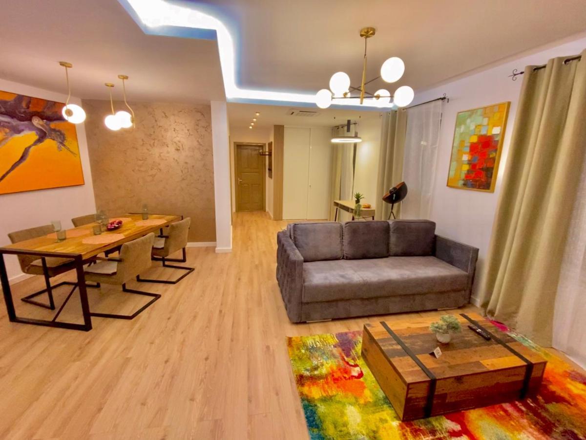 Blancris Boutique Apartment Brașov Exterior foto