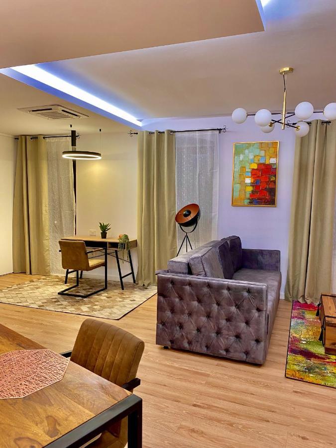 Blancris Boutique Apartment Brașov Exterior foto